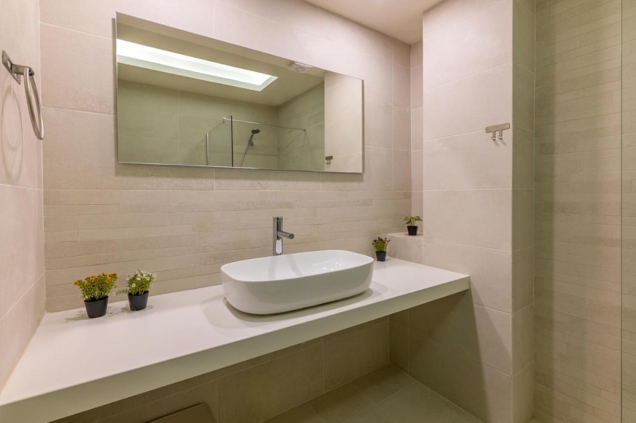 3 Bedroom Villa With Stunning Sea View & Private Parking Elia  Exteriör bild