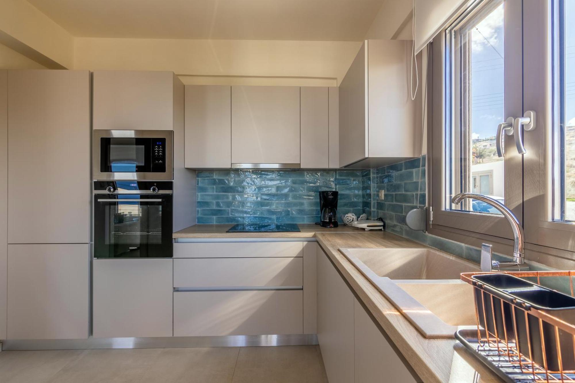 3 Bedroom Villa With Stunning Sea View & Private Parking Elia  Exteriör bild